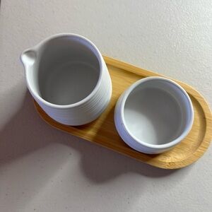 Nespresso Cream and Sugar Serving set Stoneware With tray